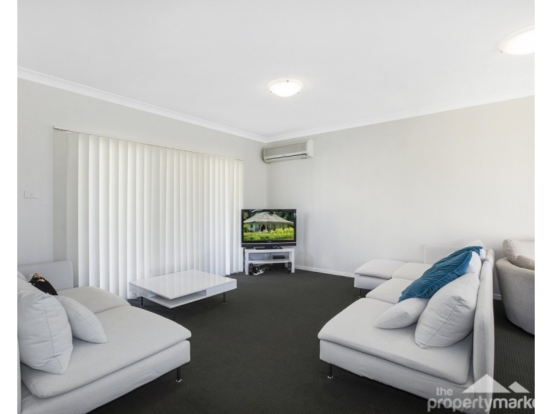 2/8-10 Jarrett Street, North Gosford NSW 2250