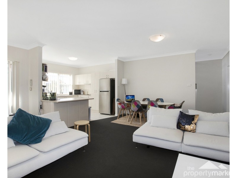 2/8-10 Jarrett Street, North Gosford NSW 2250