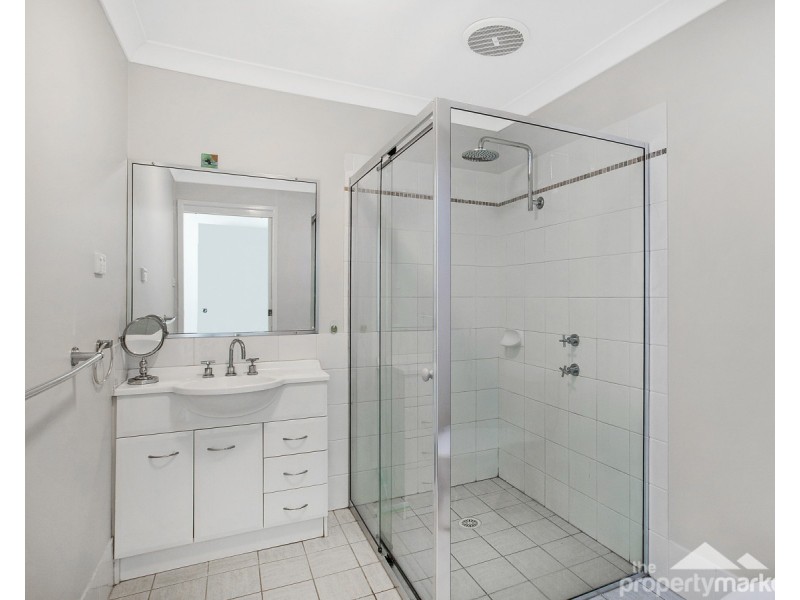 2/8-10 Jarrett Street, North Gosford NSW 2250