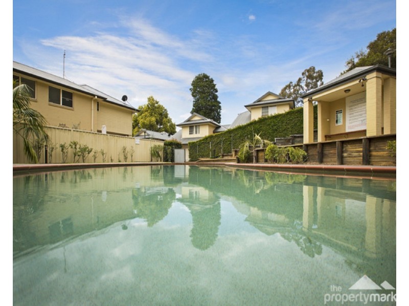 2/8-10 Jarrett Street, North Gosford NSW 2250