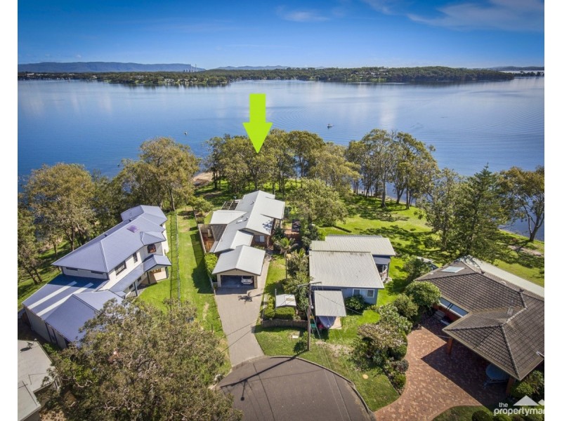 11 Omaru Place, Summerland Point NSW 2259