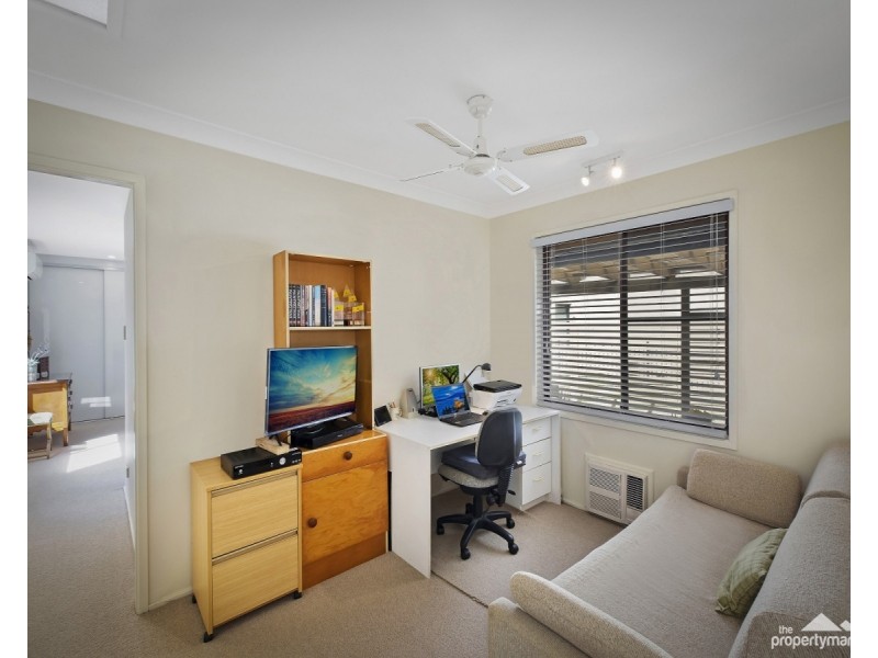 11 Omaru Place, Summerland Point NSW 2259