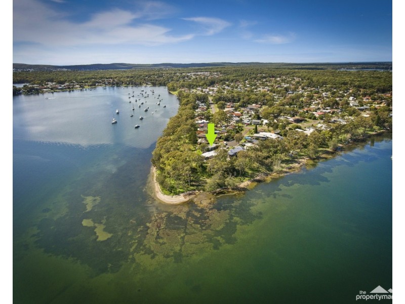 11 Omaru Place, Summerland Point NSW 2259