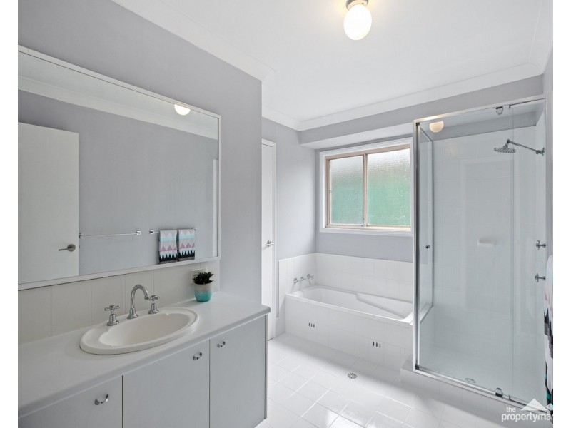 9 Splendens Place, Tuggerah NSW 2259