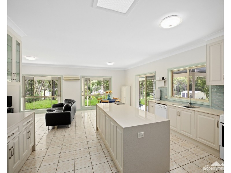 5 Simmons Close, Wyee Point NSW 2259