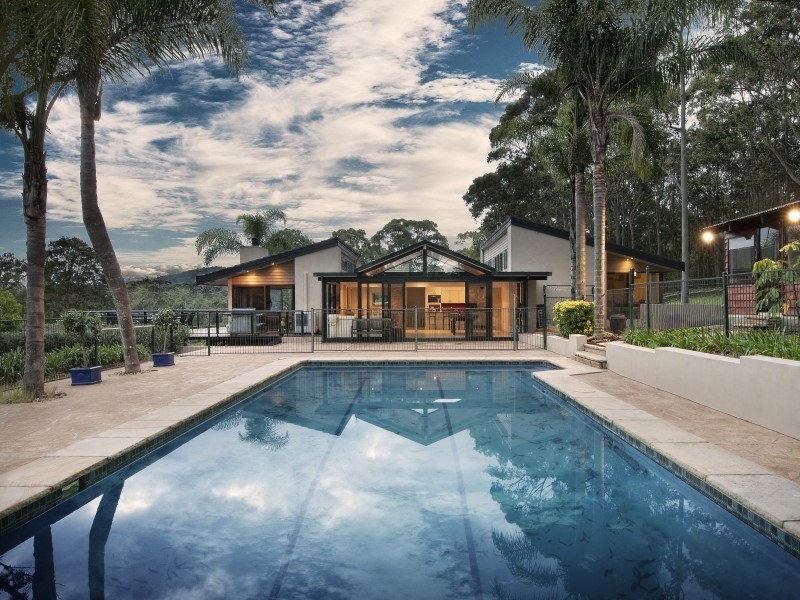 4 Jascaren Cl, Jilliby NSW 2259