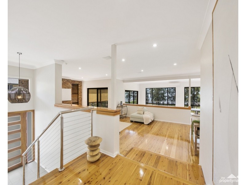 49 Lakedge Avenue, Berkeley Vale NSW 2261