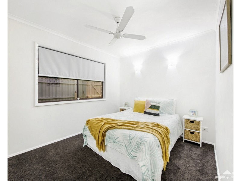 37 Audie Parade, Berkeley Vale NSW 2261