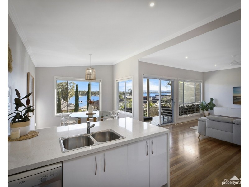 40A Gordon Avenue, Summerland Point NSW 2259