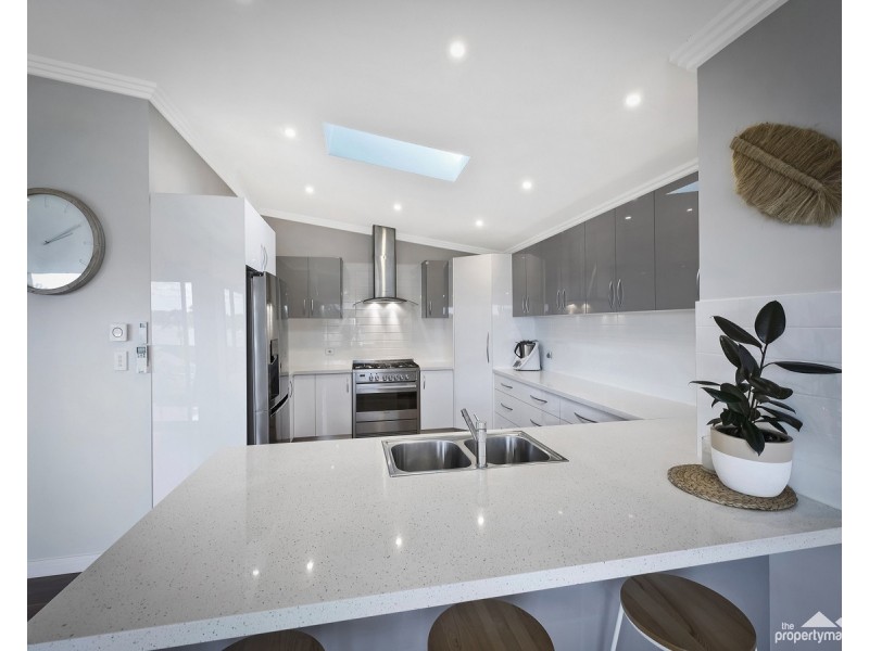 40A Gordon Avenue, Summerland Point NSW 2259