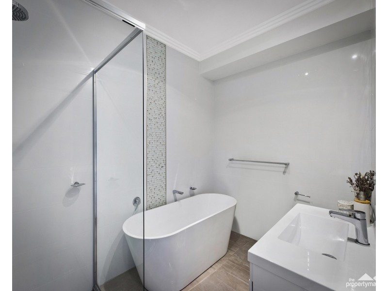 40A Gordon Avenue, Summerland Point NSW 2259