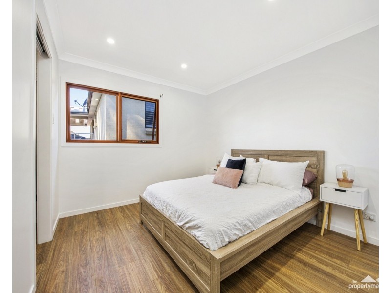 27 Elaine Avenue, Berkeley Vale NSW 2261