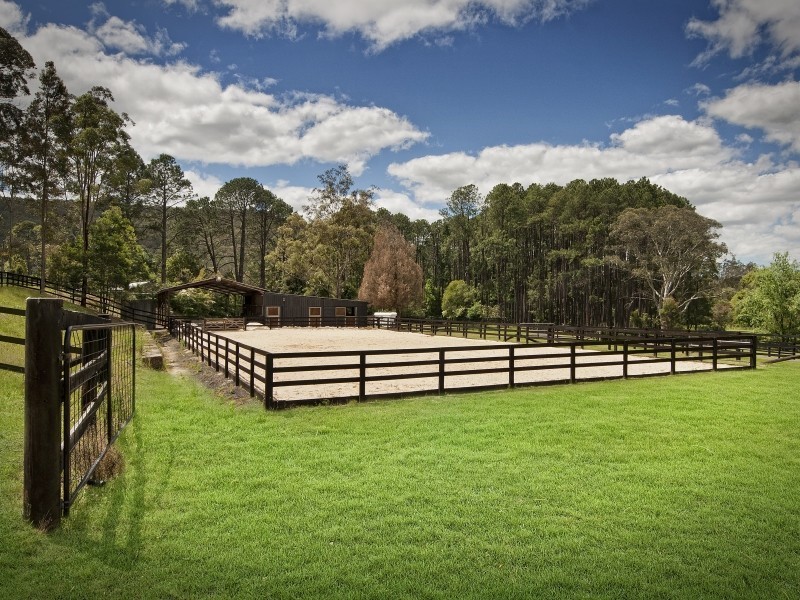 1060 Yarramalong Rd, Wyong Creek NSW 2259