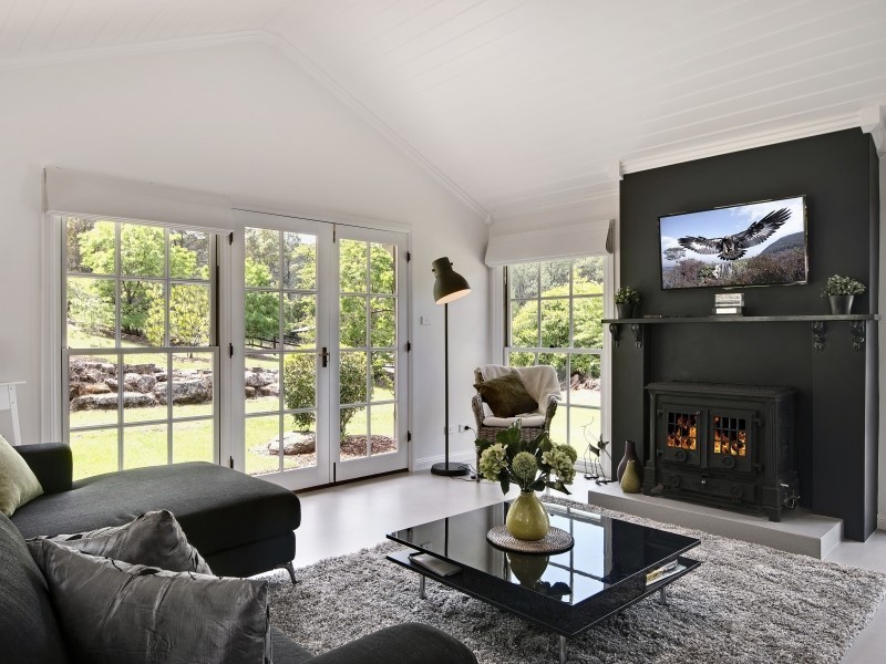 1060 Yarramalong Rd, Wyong Creek NSW 2259