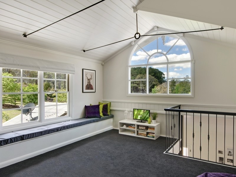 1060 Yarramalong Rd, Wyong Creek NSW 2259