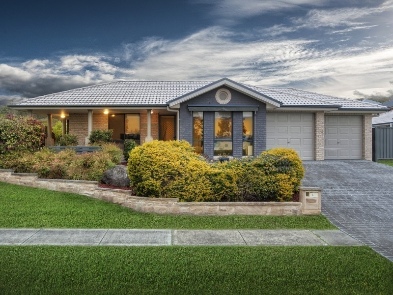 5 Pinto Way, Wadalba NSW 2259