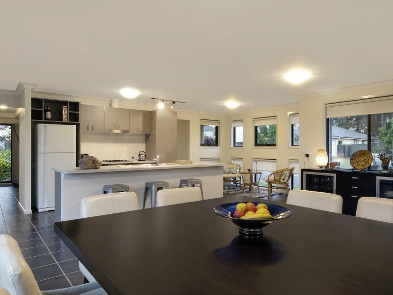 5 Pinto Way, Wadalba NSW 2259