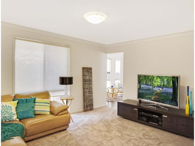 5 Pinto Way, Wadalba NSW 2259