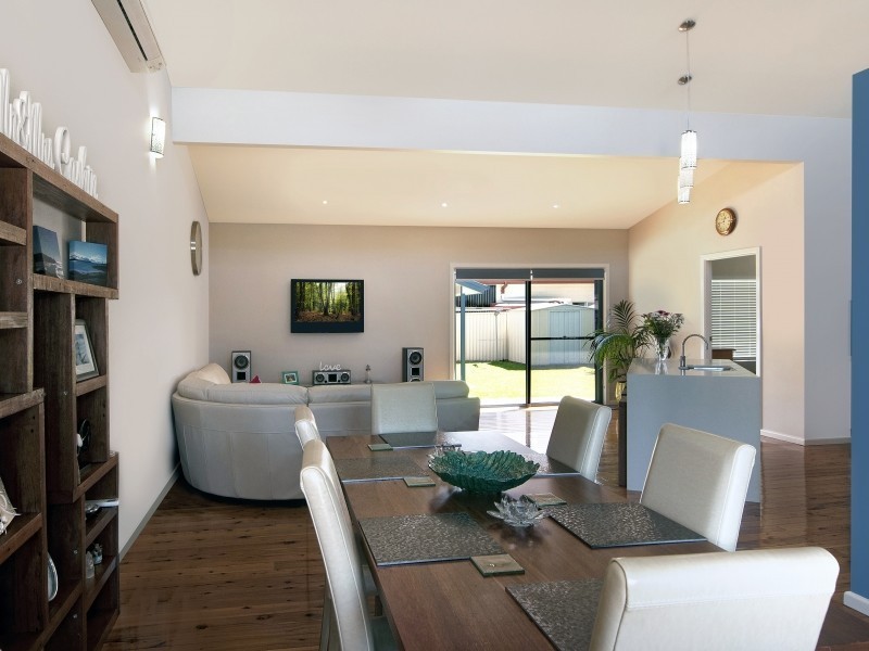 52 Fravent Street, Toukley NSW 2263