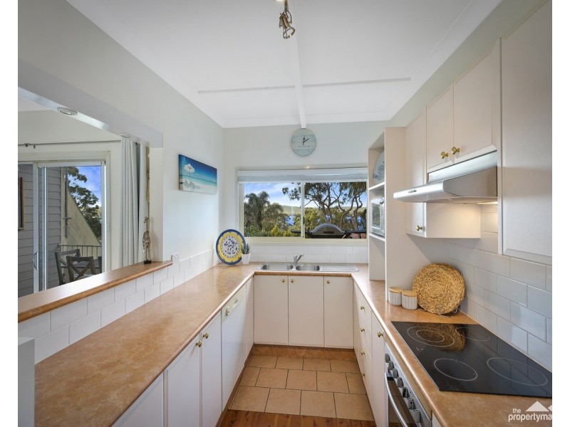 26 Murraba Crescent, Gwandalan NSW 2259