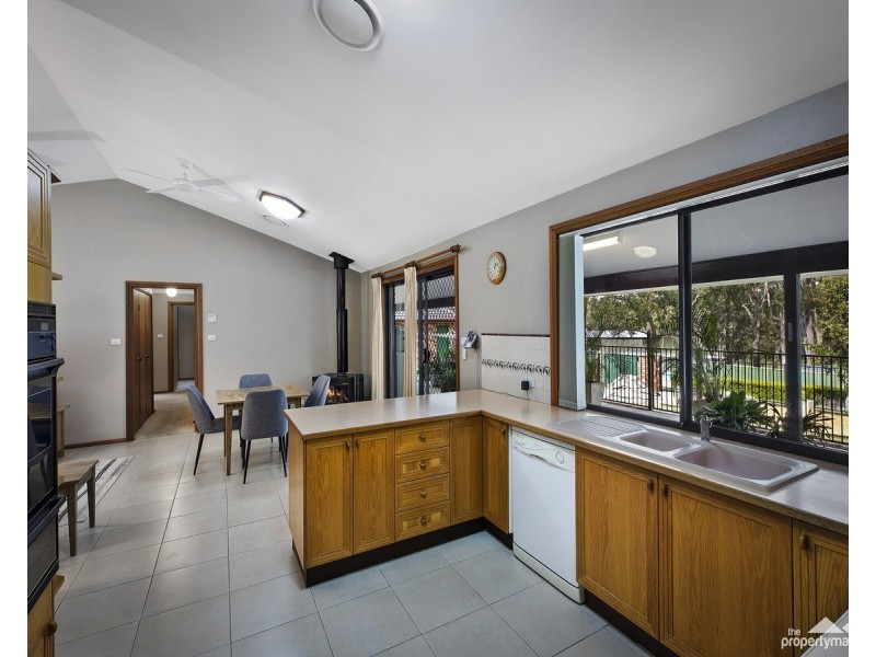 11 Larapinta Drive, Wyee Point NSW 2259