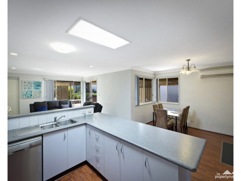 8 Bay Vista Way, Gwandalan NSW 2259