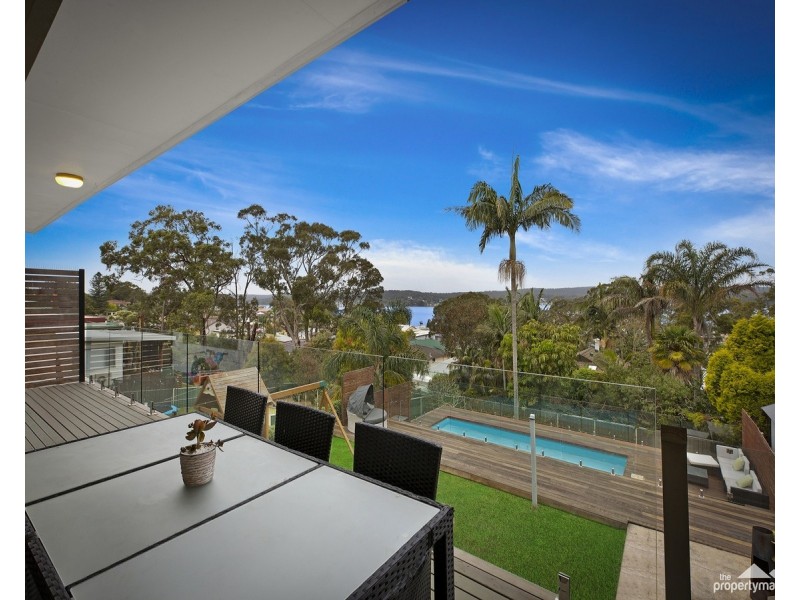 24 Murraba Crescent, Gwandalan NSW 2259