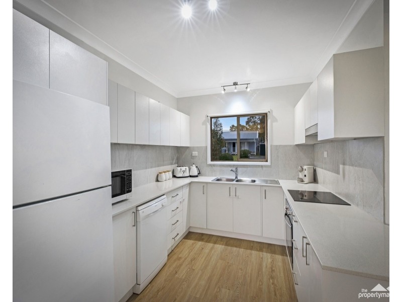 24 Murraba Crescent, Gwandalan NSW 2259