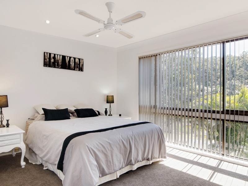 61 Manns Rd, Fountaindale NSW 2258