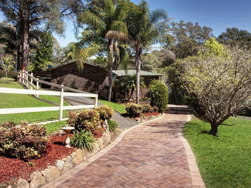 61 Manns Rd, Fountaindale NSW 2258