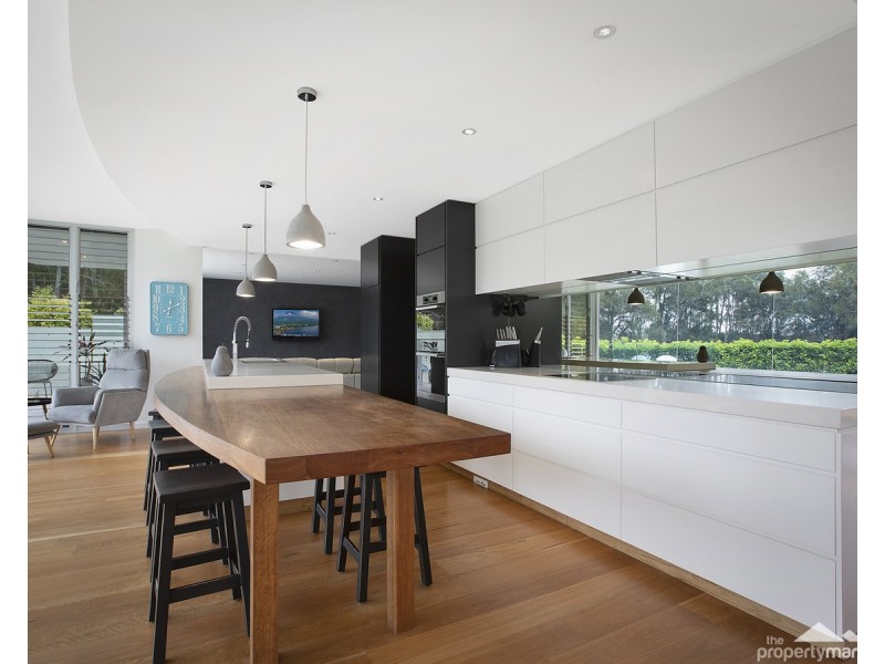 6 Diamond Head Drive, Budgewoi NSW 2262