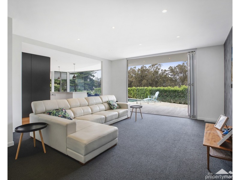 6 Diamond Head Drive, Budgewoi NSW 2262