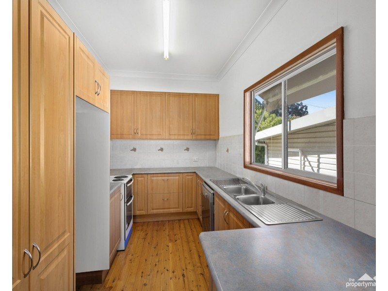 22 Murraba Crescent, Gwandalan NSW 2259