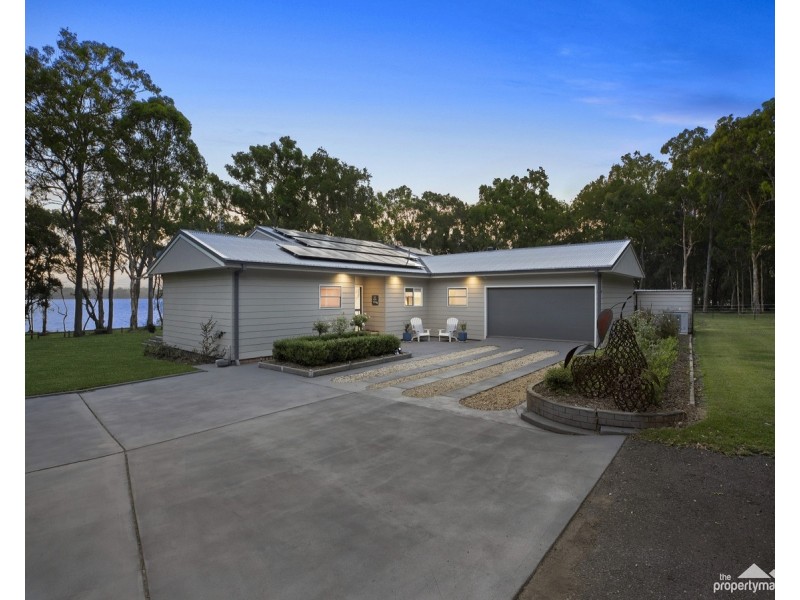 215 Cams Boulevard, Summerland Point NSW 2259