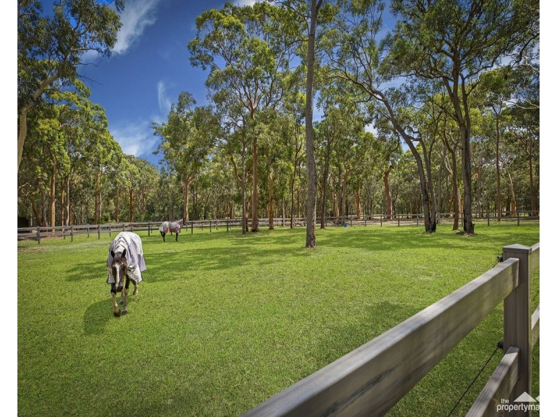 215 Cams Boulevard, Summerland Point NSW 2259