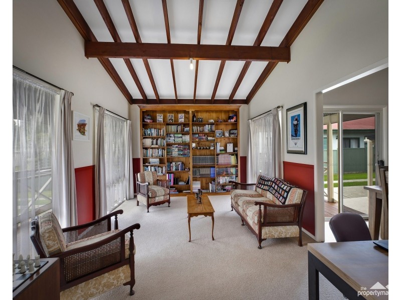 6 St Albans Road, Warnervale NSW 2259