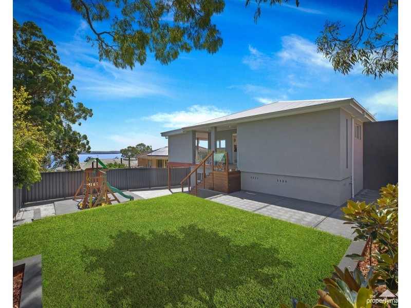 9 Morris Crescent, Bonnells Bay NSW 2264