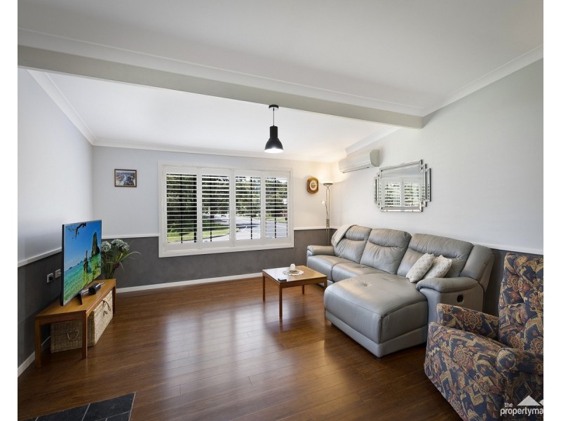 15 Illawong Road, Summerland Point NSW 2259