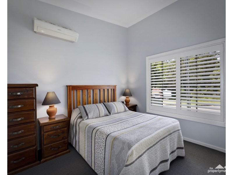 15 Illawong Road, Summerland Point NSW 2259