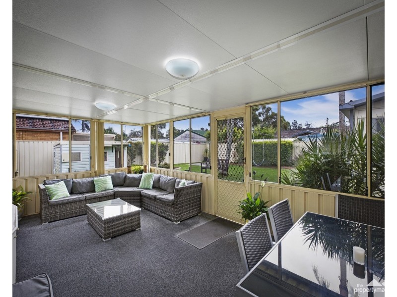 22 Karangal Crescent, Buff Point NSW 2262