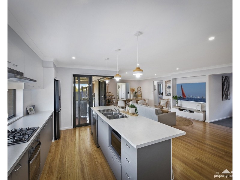 48 Stan Crescent, Bonnells Bay NSW 2264