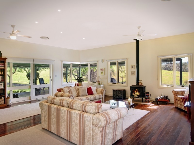 73 Phil Tunks Road, Dooralong NSW 2259