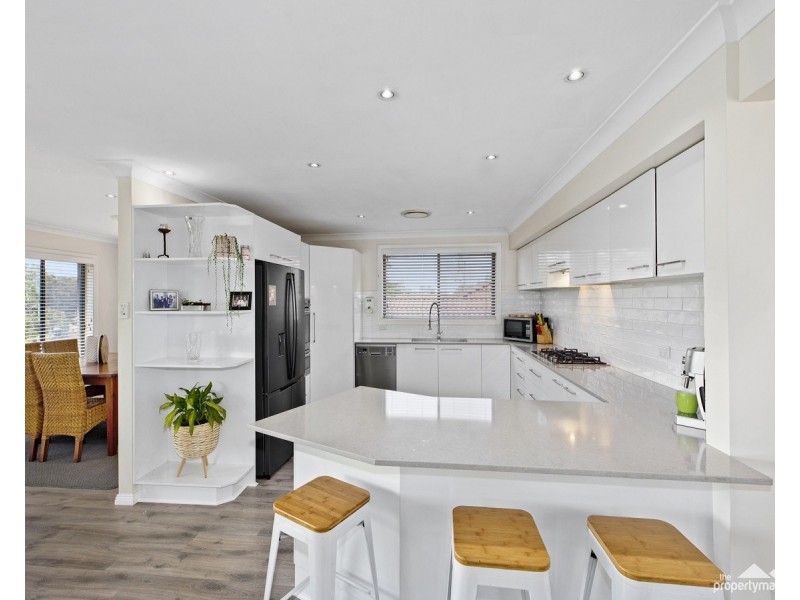 20 Kingsford Smith Drive, Berkeley Vale NSW 2261