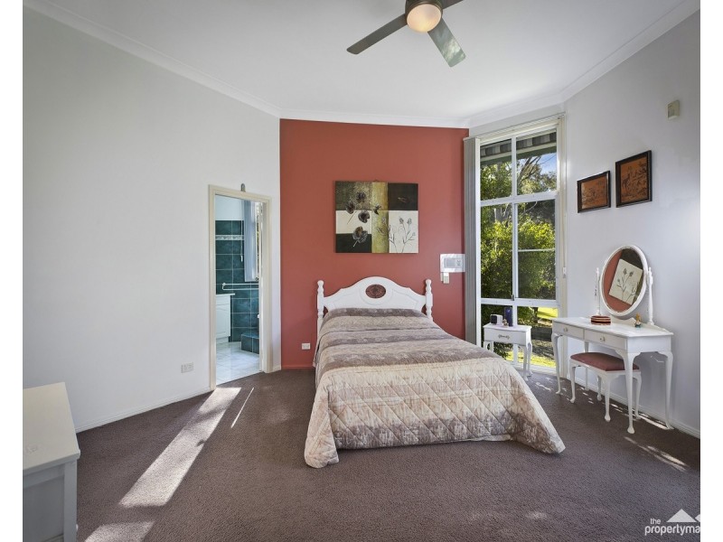 7 The Knoll, Jilliby NSW 2259