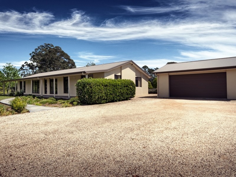 96 Dicksons Road, Jilliby NSW 2259
