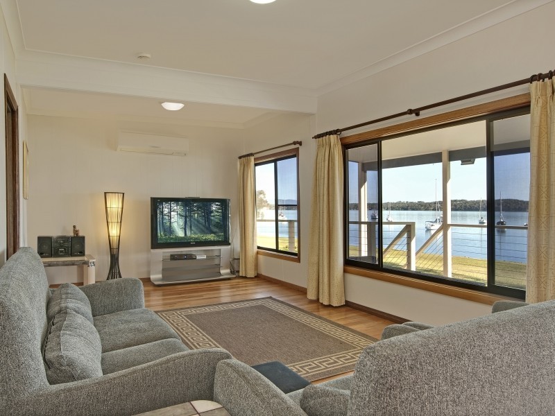 21 Kullaroo Road, Summerland Point NSW 2259