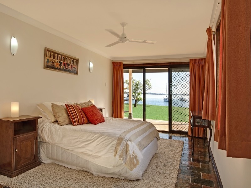 21 Kullaroo Road, Summerland Point NSW 2259