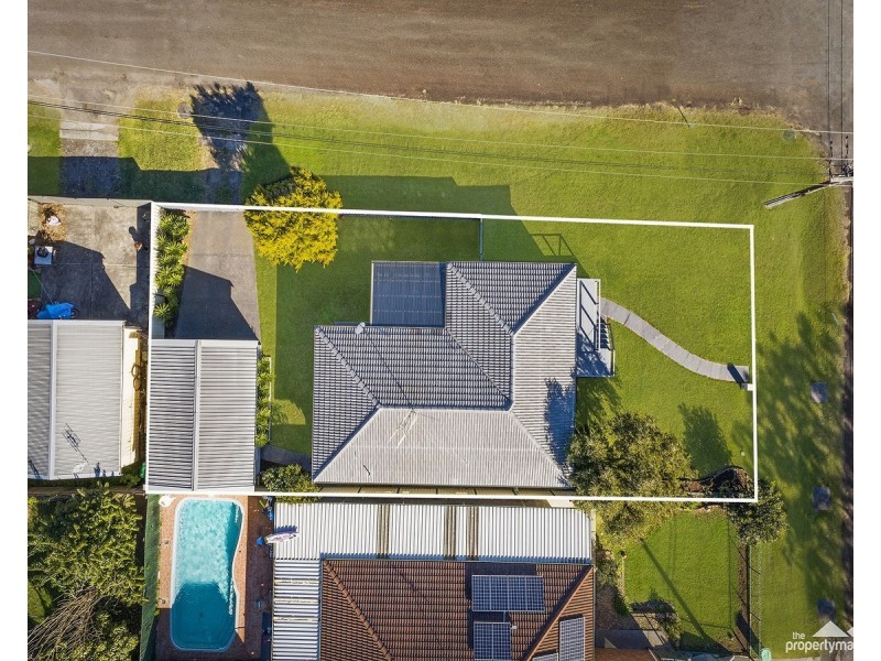 39 Campbell Parade, Mannering Park NSW 2259