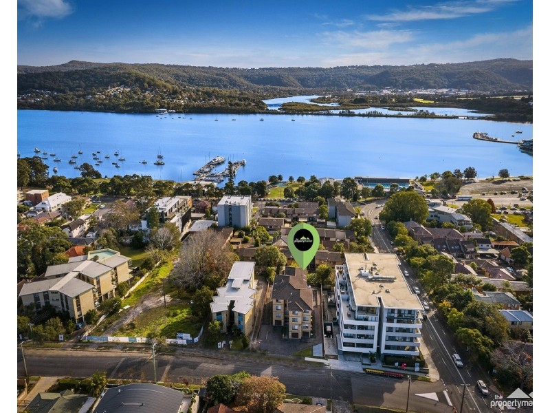 1/148 Albany Street, Point Frederick NSW 2250