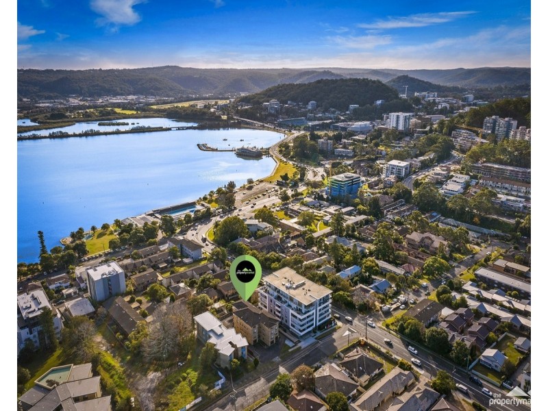 1/148 Albany Street, Point Frederick NSW 2250